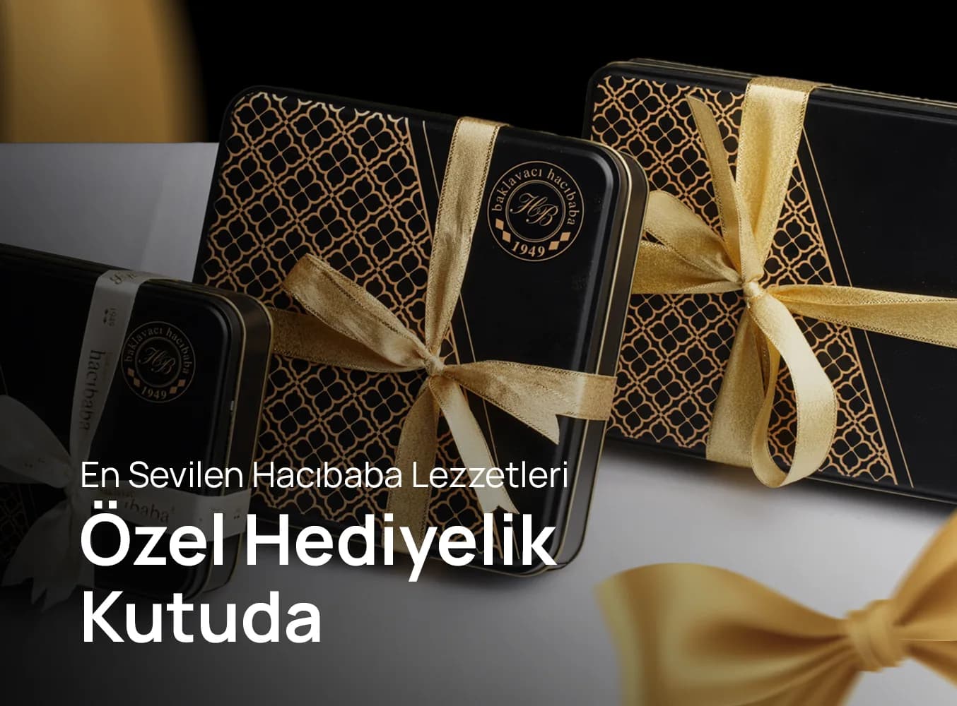 Altın kurdeleli özel hediyelik baklava kutuları
